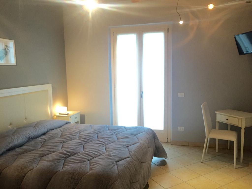 بيسكانتينا B&B Al Fondaco الغرفة الصورة