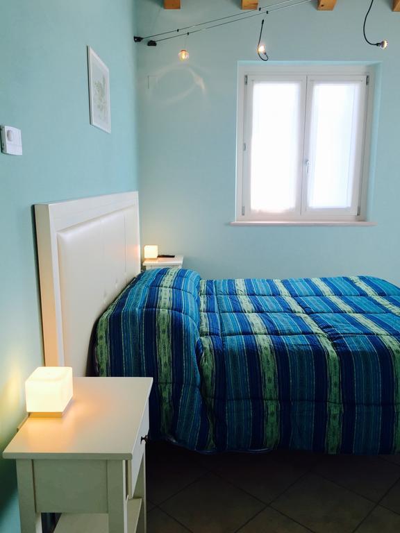 بيسكانتينا B&B Al Fondaco الغرفة الصورة